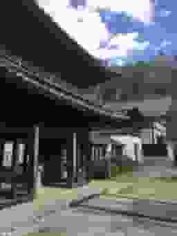 乾坤院墓苑
