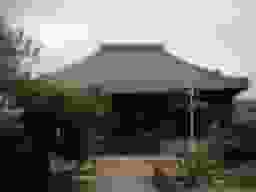 總見院墓地