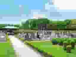 風の森聖地の霊園風景