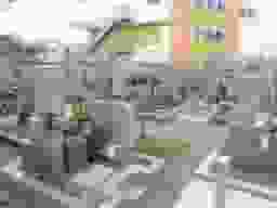 新堂墓地
