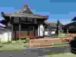 梅龍寺霊苑