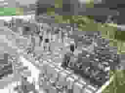 みろくの里霊苑　きれいに区画された墓域