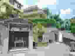 東秦共同墓地