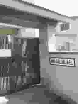 横堤墓地