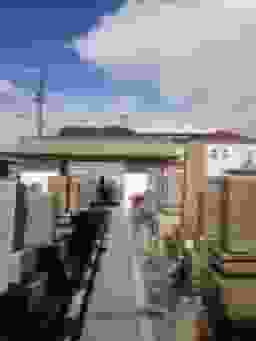 横堤墓地
