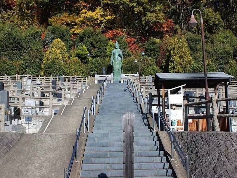 慈光霊苑