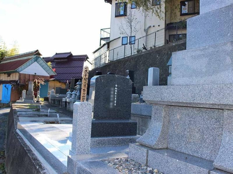耕心庵墓地
