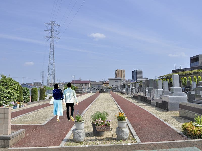 ヒルズ川口
