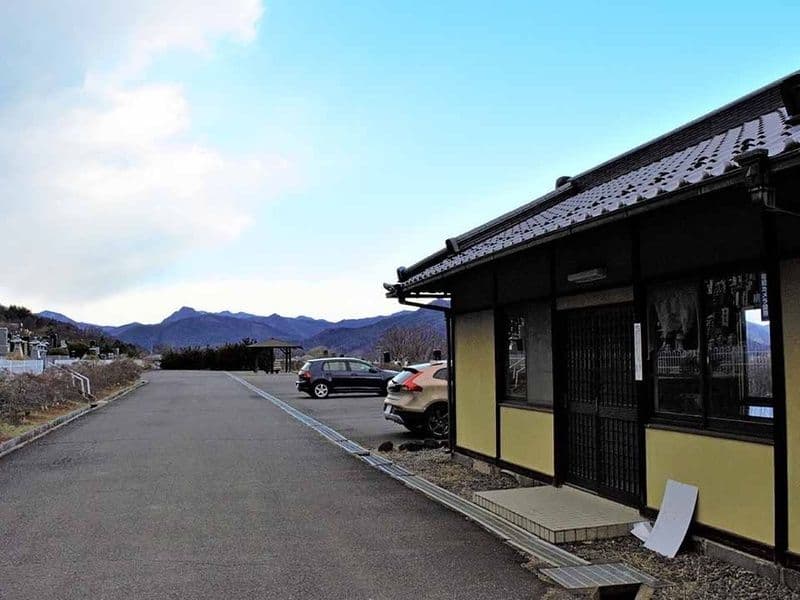 小牧山霊園