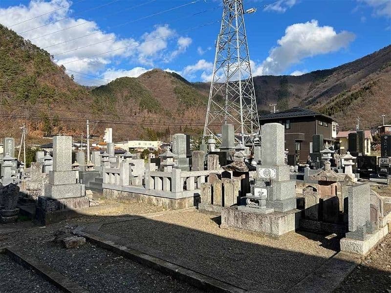 清涼院墓地