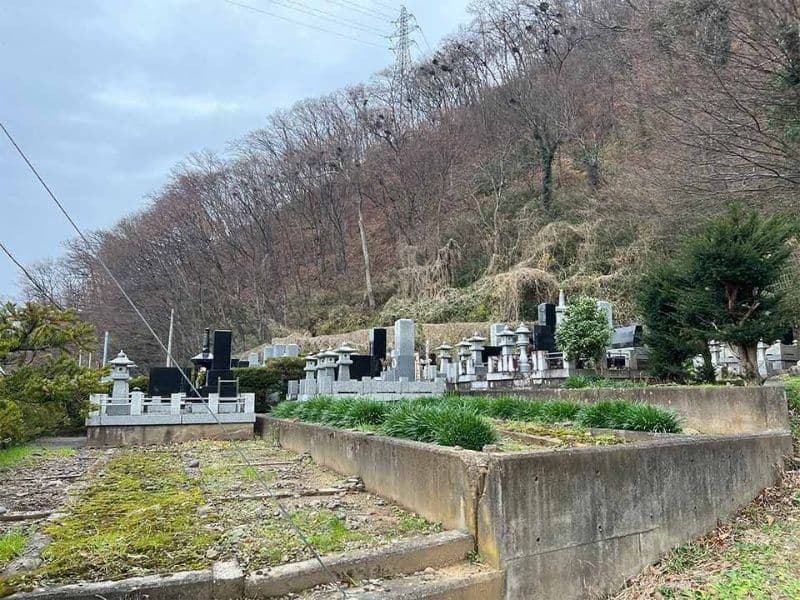 唐崎霊苑
