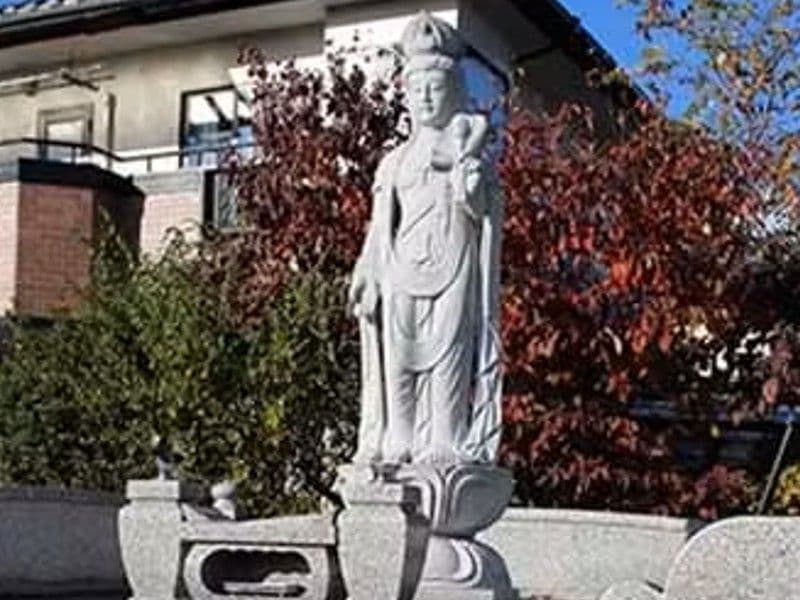 常行寺墓地