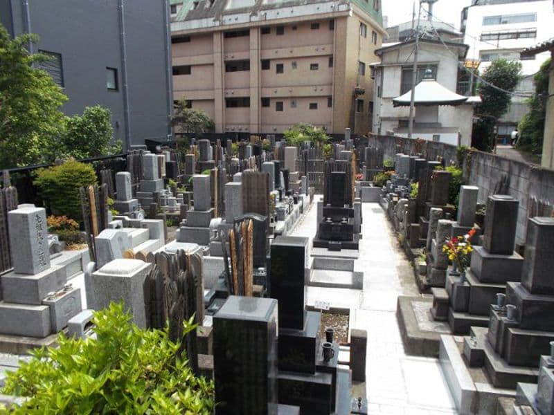 元麻布墓苑