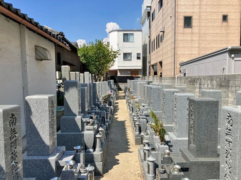 恩楽寺霊苑