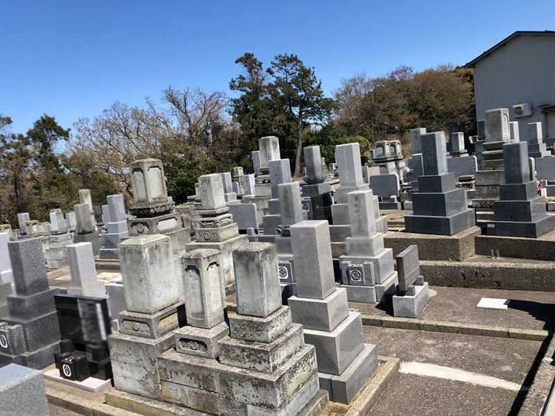 三国南本町墓地