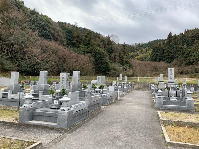 こんぱら霊園