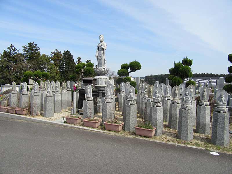 西方寺墓園