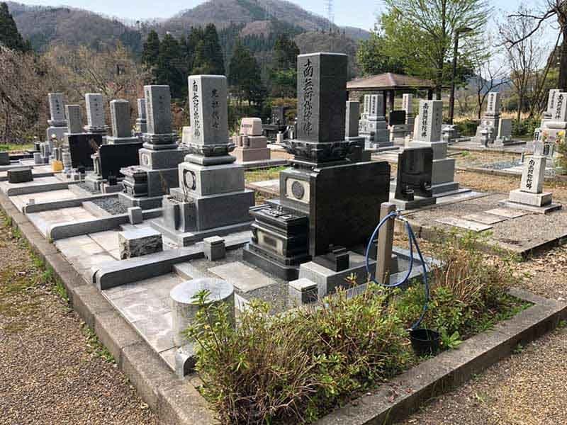 白山市営 かわち墓地公苑