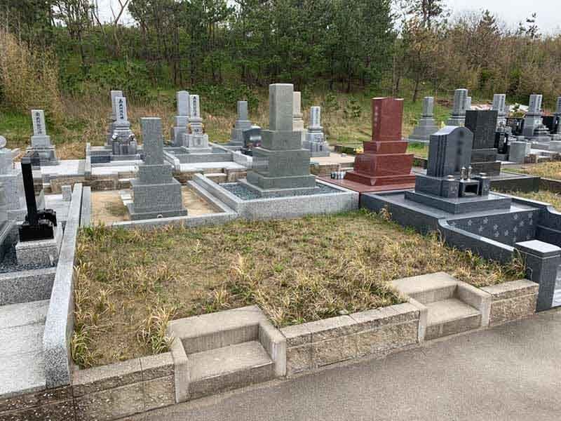内灘町霊園