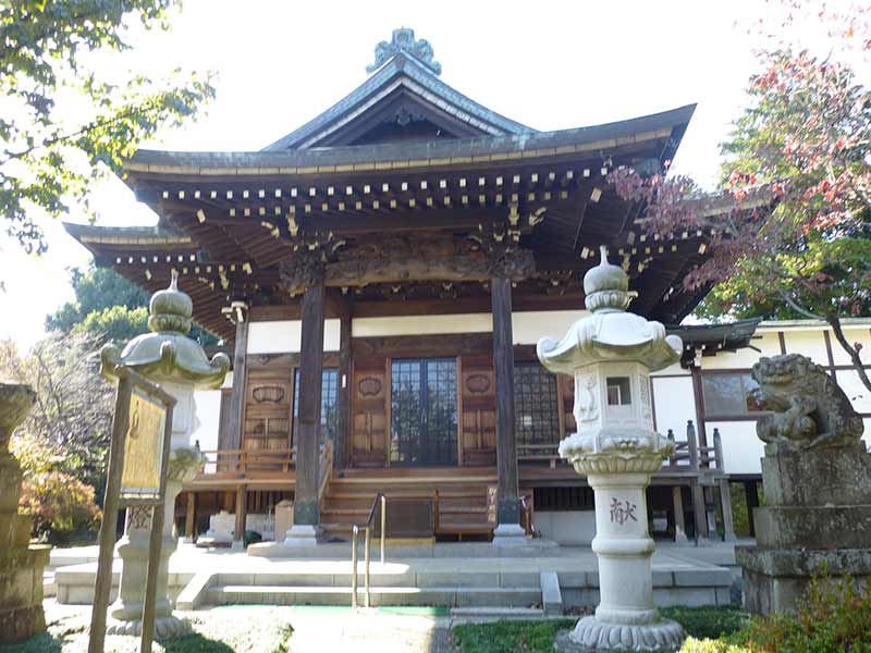 法雲寺　荘厳な本堂