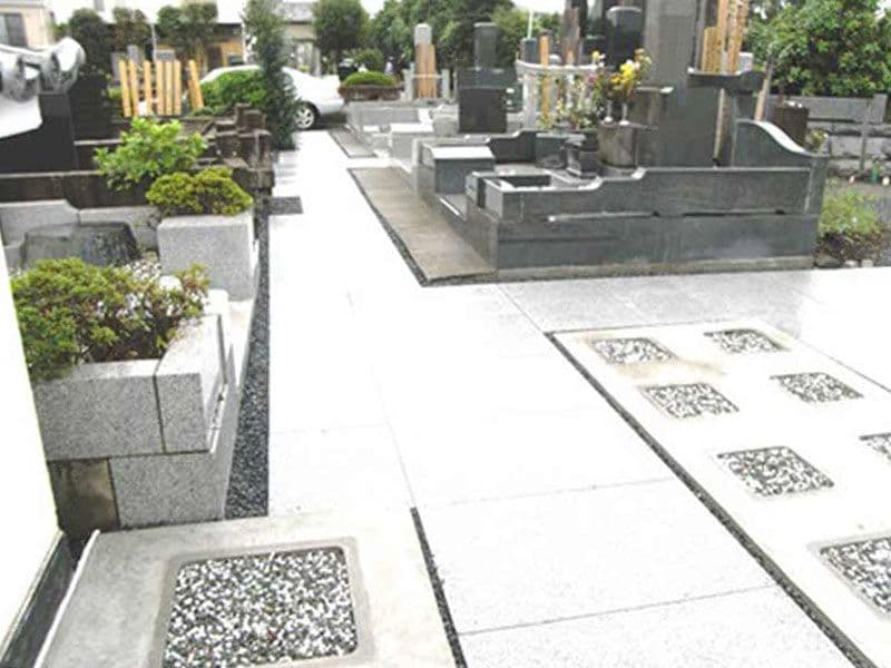 永明寺　参道はバリアフリー設計