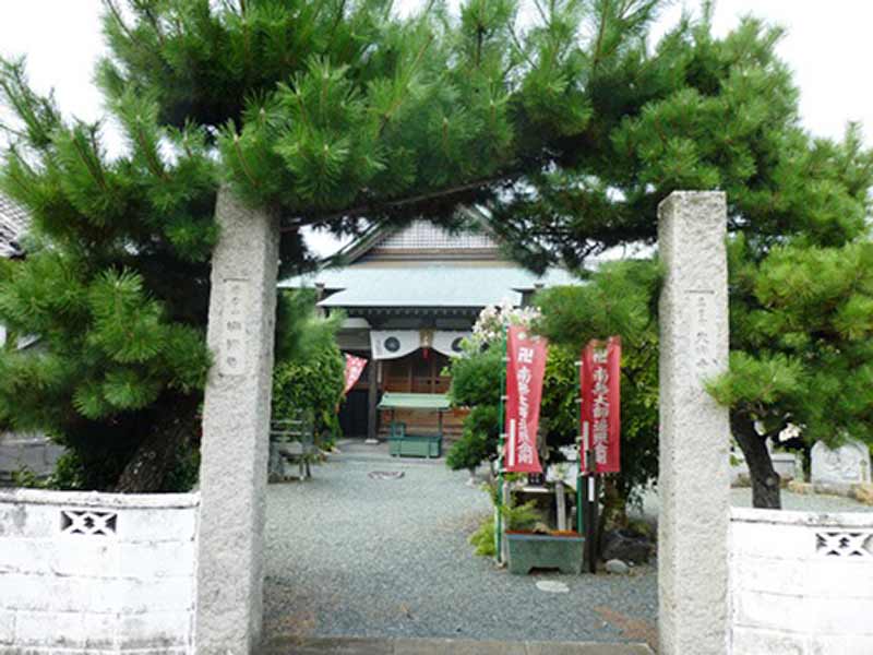 洞源寺