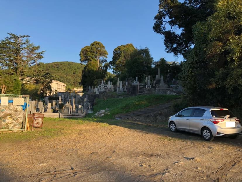 京都市営 地蔵山墓地の駐車場