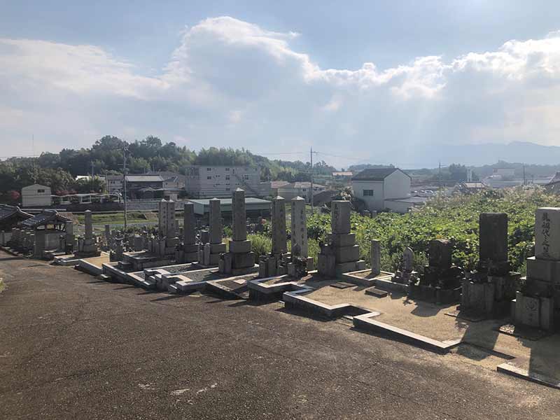 墓山墓地