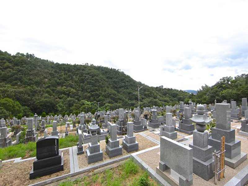 憩いの森墓園