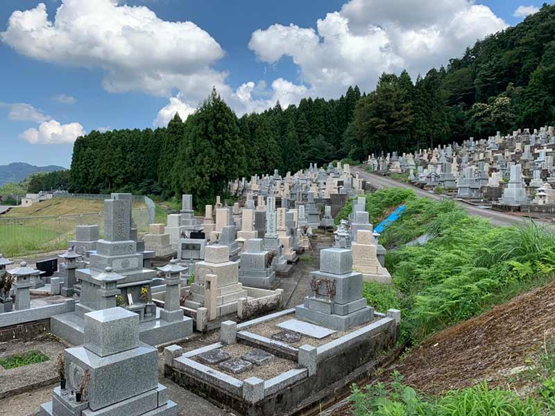 南砺市営 井波墓地