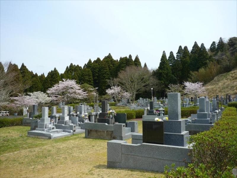 一宮町営 宮の森霊園　和型墓石