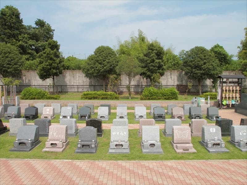 メモリアルパーク市原能満霊苑　日当たり良好な墓地