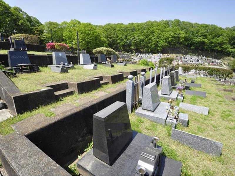 青梅市墓地公園　ゆとりのある区画