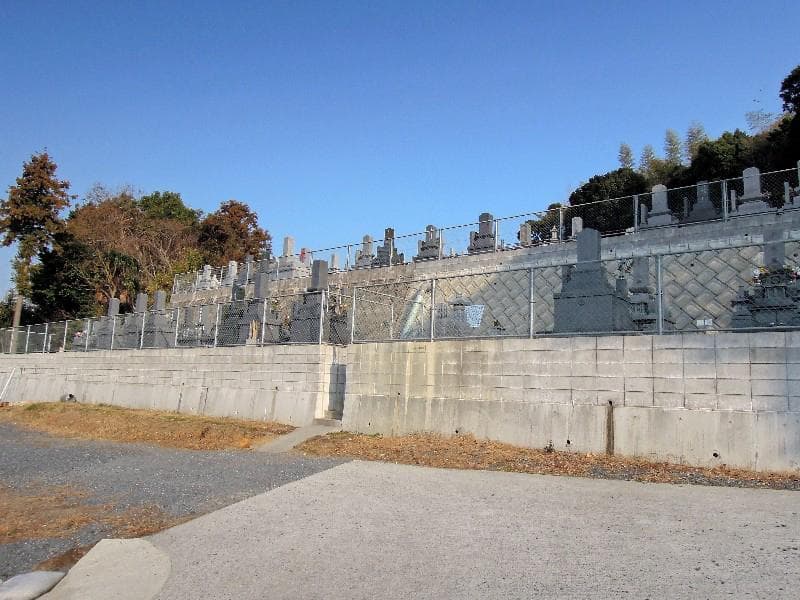 光明寺霊苑