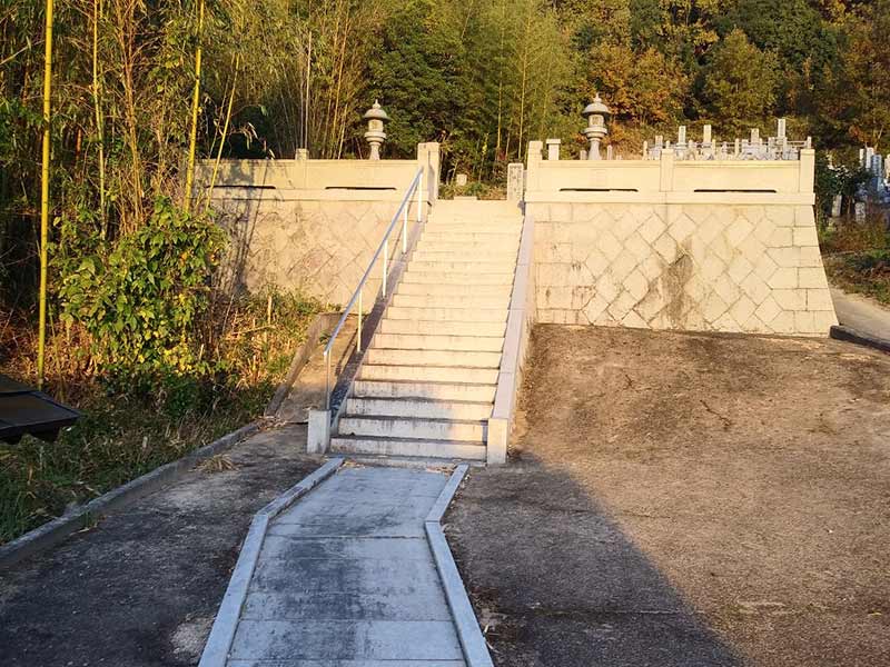 岡山市営 西辛川墓地