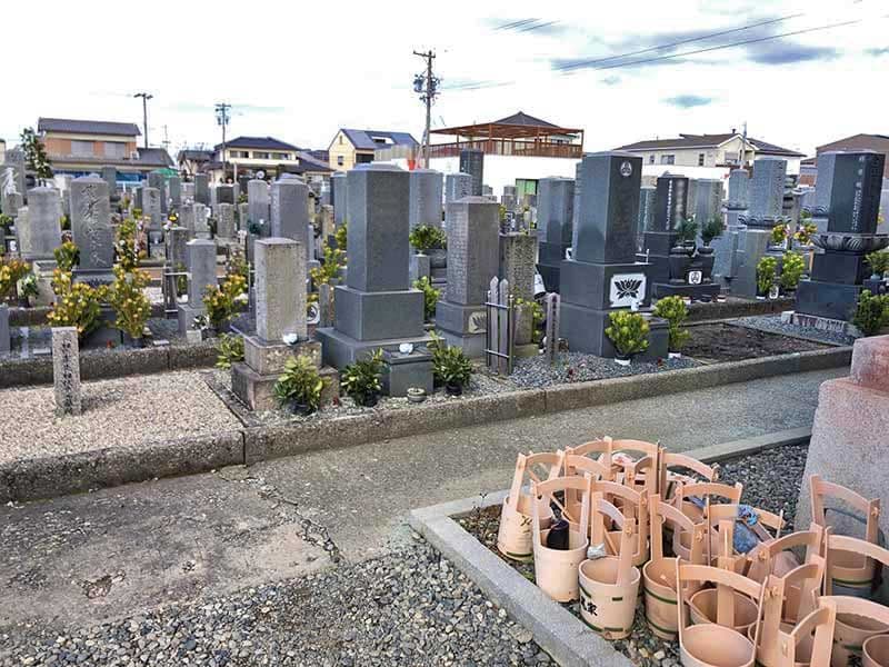 伊勢市営 小俣若山墓地