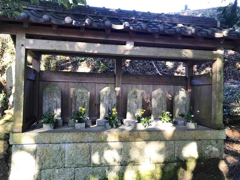 奥畑墓地