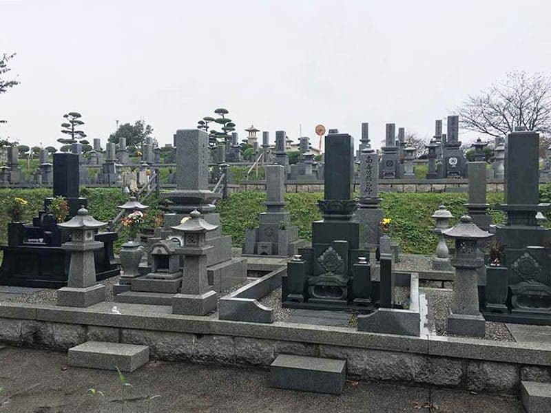 山口市営岡山共葬墓地