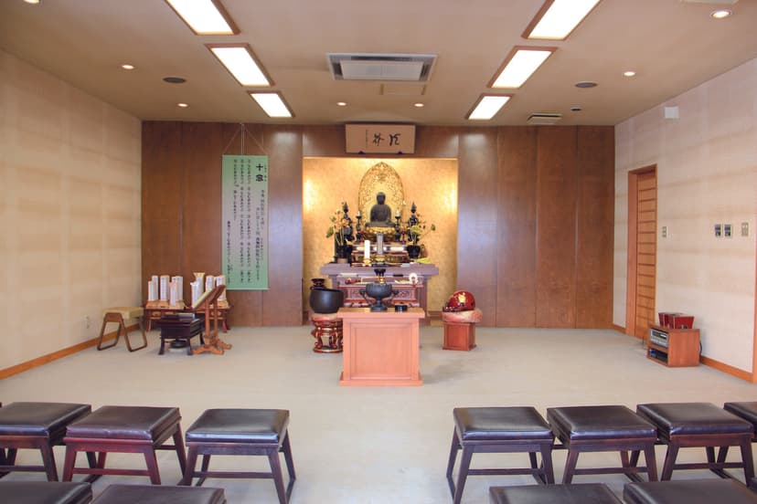 浄円寺　手入れが行き届いた法要施設