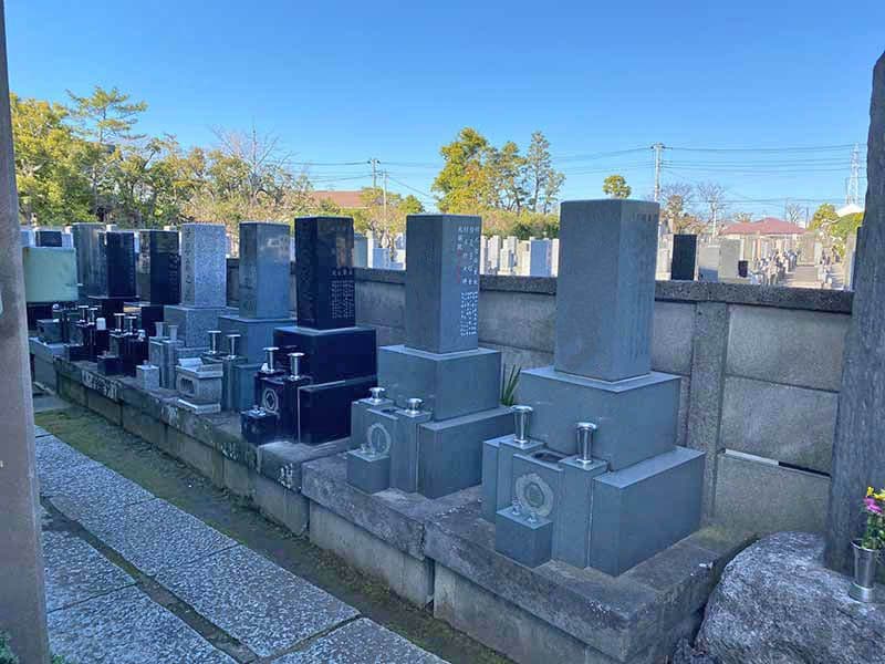 本行寺墓苑