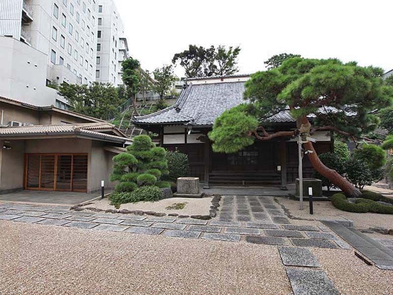 品川区・東五反田 嶋津山墓苑