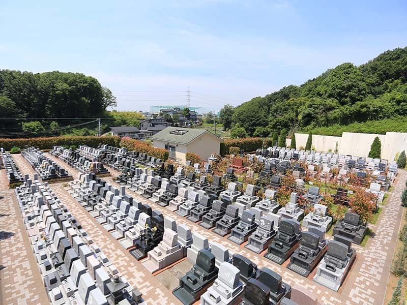 あざみ野浄苑　悠久の丘　苑内風景