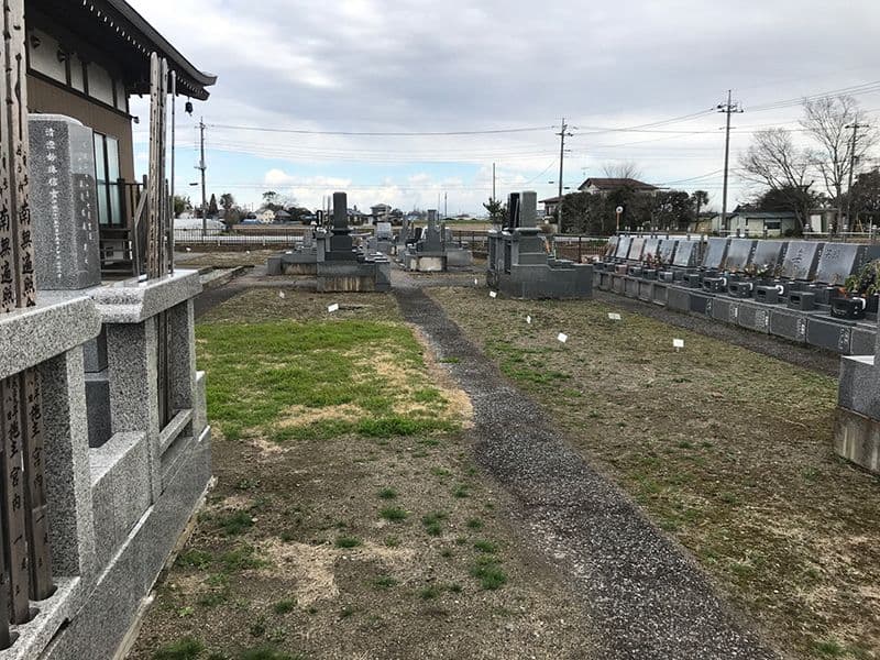 彩玉南霊園