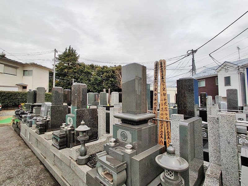 清水ヶ丘霊園 永代供養墓 紫雲陵　手入れが行き届いている墓域