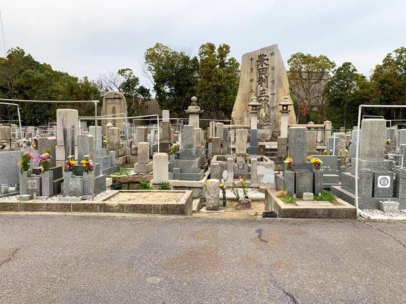 高松市営沖松島墓地