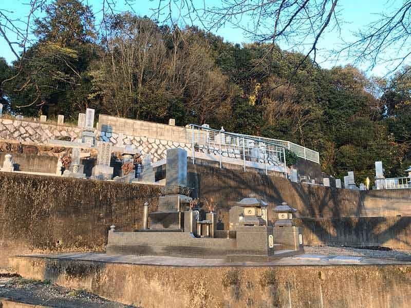 上原墓地
