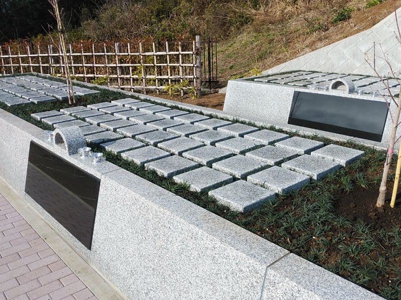 空と海 新・吉祥公園墓地　個別に埋葬