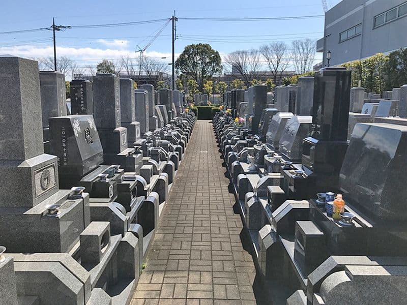 メモリアル草加南霊園　区画整備された墓域