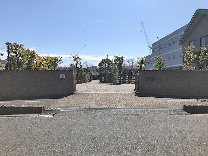 メモリアル草加南霊園　フラットな入口