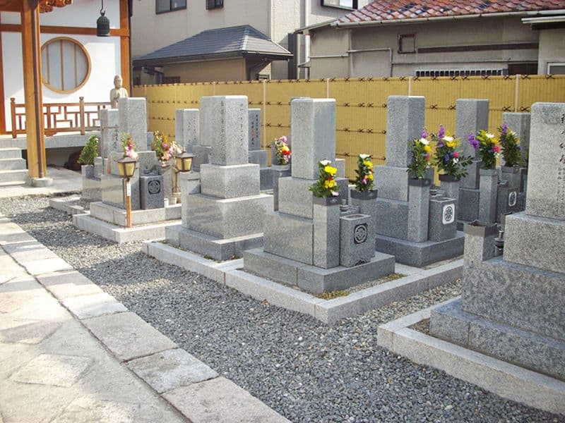 金禅寺墓苑